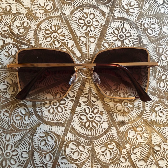 Brand New Brown & Gold Classy Bling Sunglasses - Picture 5 of 8